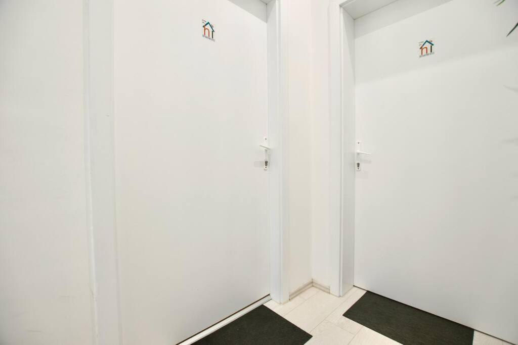 Standard Apartment By Hi5-St. King Mini Studio ブダペスト エクステリア 写真
